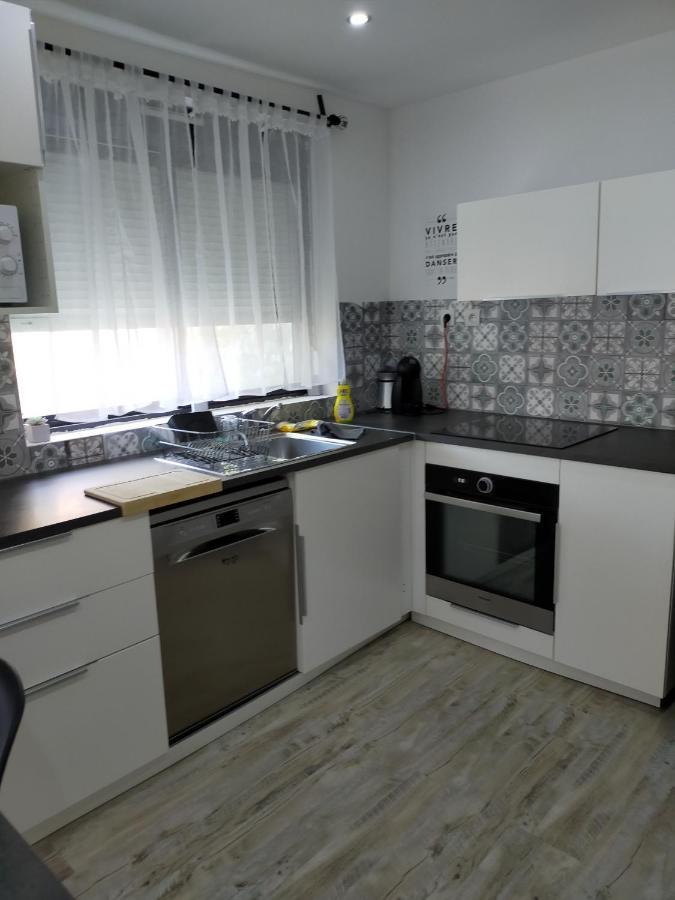 Logement Atypique 阿爾勒 外观 照片